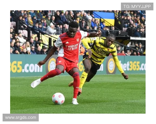 阿尔特塔再展铁血用人哲学萨卡提前下场彰显无绝对主力理念