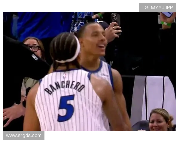 贝恩命中压哨三分助灰熊绝杀开拓者全场鏖战惊心动魄掀起胜利狂潮