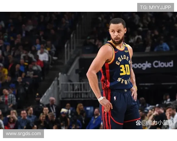 克尼佩尔本赛季第5次单场205三分表现仅次于哈登和库里